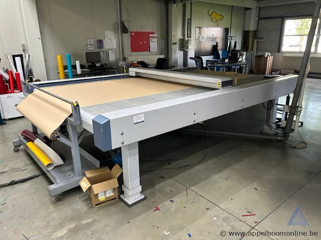 Industriële vlakbed snijmachine zünd l-3000. - afbeelding 2 van  4