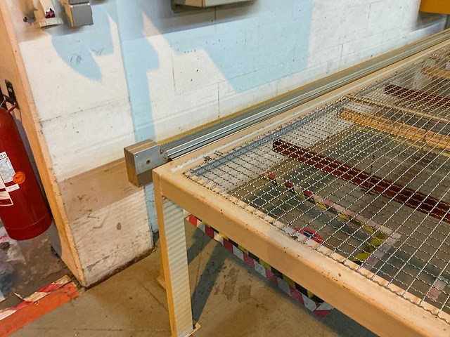 Indutech afblaastafel voor verpakkingsmateriaal - afbeelding 5 van  22