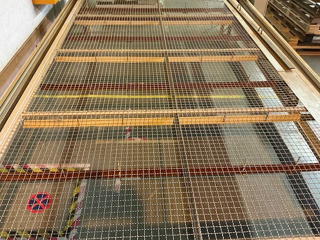 Indutech afblaastafel voor verpakkingsmateriaal - afbeelding 6 van  22