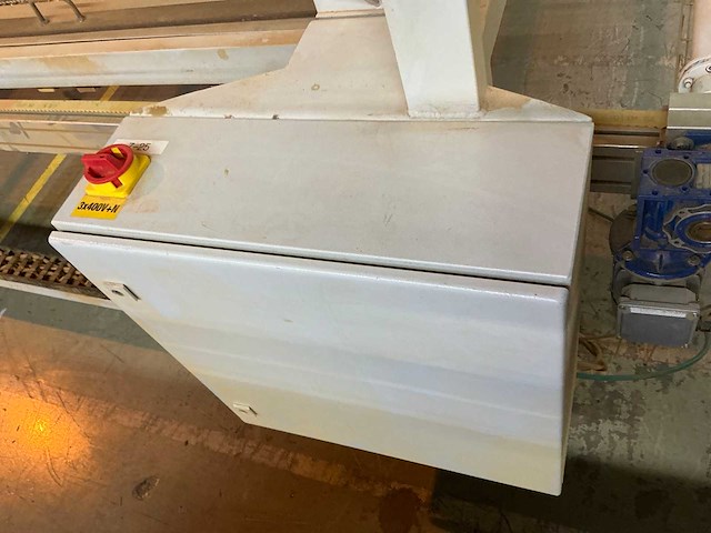 Indutech afblaastafel voor verpakkingsmateriaal - afbeelding 18 van  22