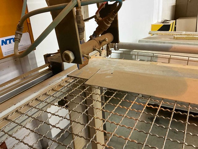 Indutech afblaastafel voor verpakkingsmateriaal - afbeelding 9 van  22