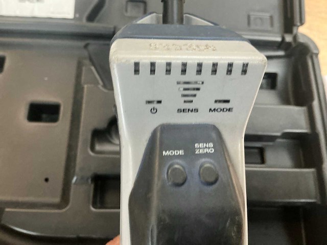 Inficon d-tek 3 koelmiddel lek detector - afbeelding 4 van  5