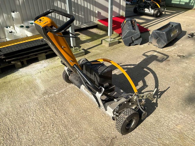 Infinicut 34 ́ grasmaaier - afbeelding 13 van  16