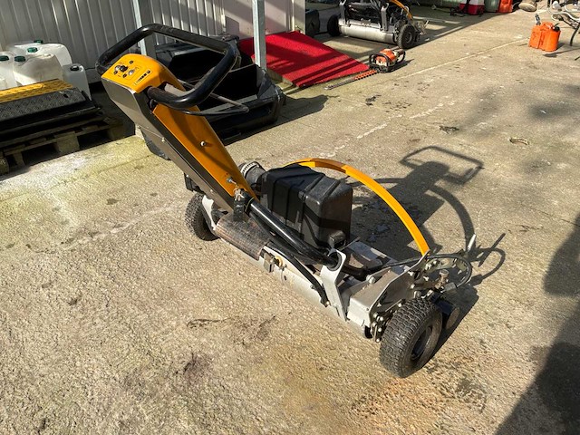 Infinicut 34 ́ grasmaaier - afbeelding 15 van  18