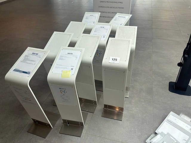 Informatieborden, dummy laadpaal - afbeelding 2 van  5