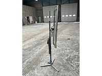 Infraroodlamp op statief - afbeelding 1 van  5