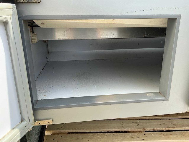 Infrico vbm2550cce koelvitrine - afbeelding 10 van  13
