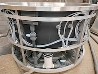 Ingebouwde jacuzzi / spa / professionele jacuzzi van geborsteld roestvrij staal – 6 zitplaatsen – verwarmd – massagejets - afbeelding 7 van  12