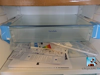 Ingebouwde koel-vriescombinatie - afbeelding 2 van  12