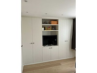 Ingebouwde wandkast + wand-hoekkast - afbeelding 12 van  13