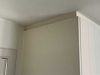 Ingebouwde wandkast + wand-hoekkast - afbeelding 13 van  13