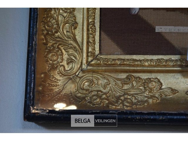 Ingelijst borduurwerk middeleeuwse dame - afbeelding 3 van  3