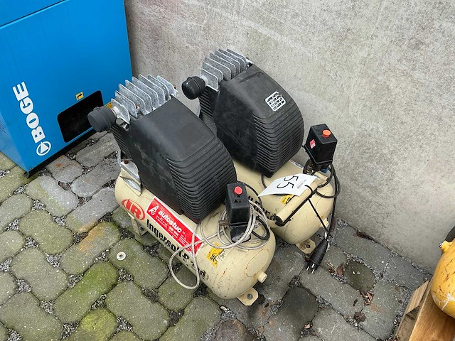 Ingersoll rand luchtcompressor (2x) - afbeelding 2 van  6
