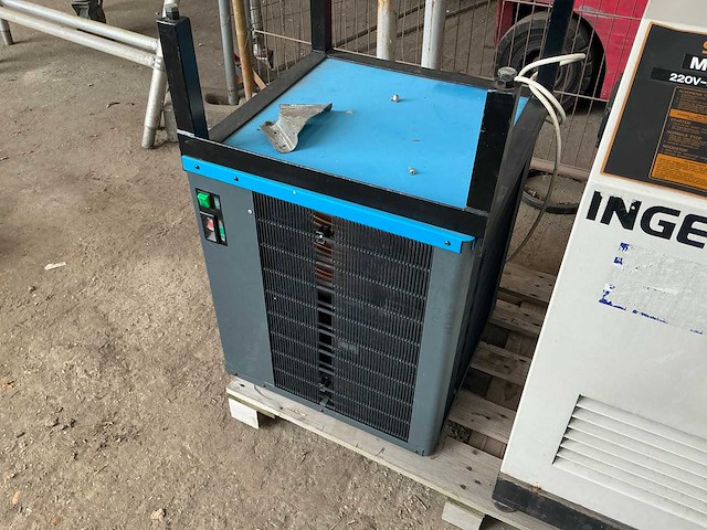 Ingersoll-rand ssr mh7.5 schroefcompressor met luchtdroger - afbeelding 6 van  7