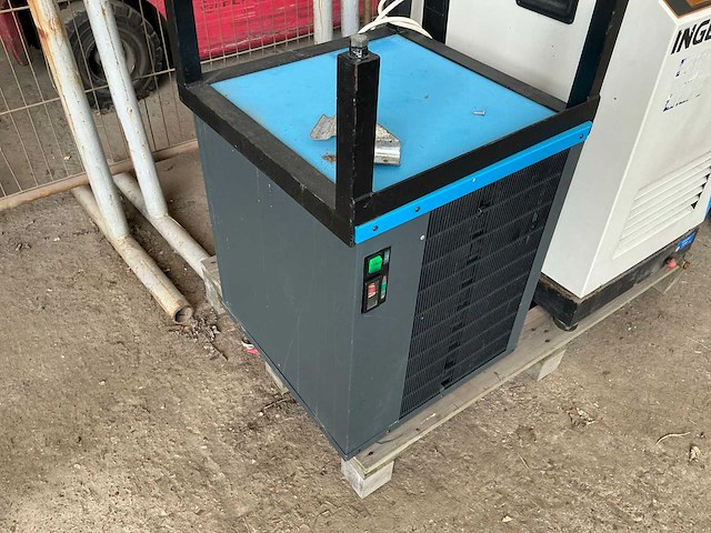 Ingersoll-rand ssr mh7.5 schroefcompressor met luchtdroger - afbeelding 4 van  5
