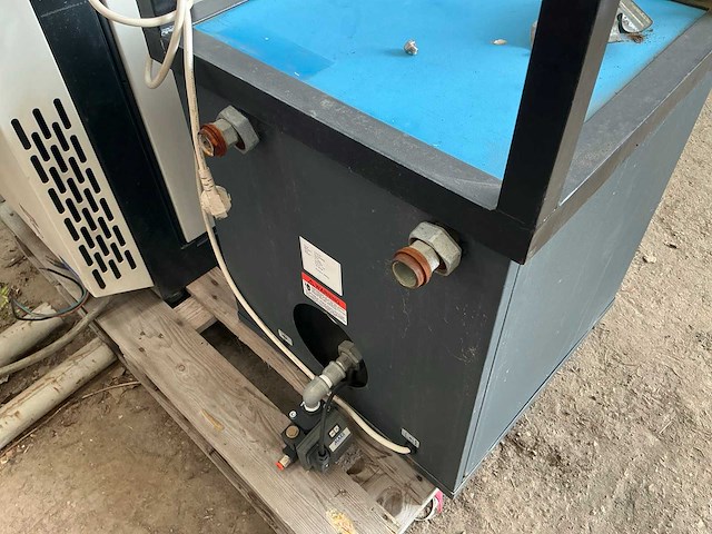 Ingersoll-rand ssr mh7.5 schroefcompressor met luchtdroger - afbeelding 5 van  5