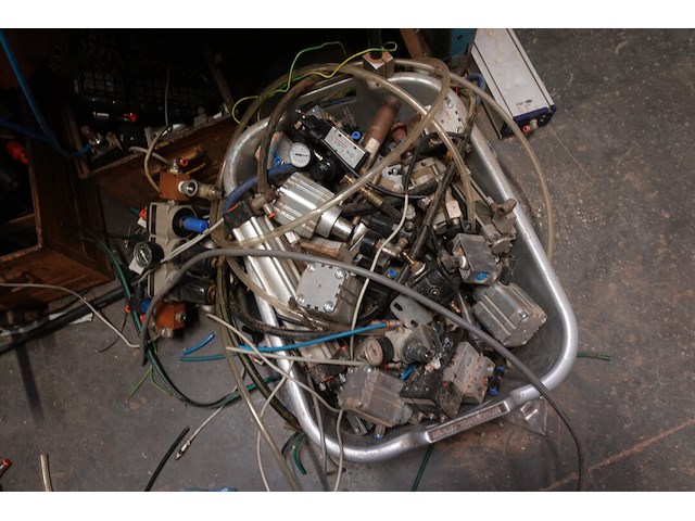 Inhoud atelier - afbeelding 43 van  47