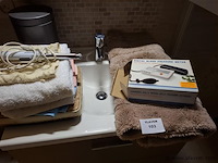 Inhoud badkamer - afbeelding 2 van  3