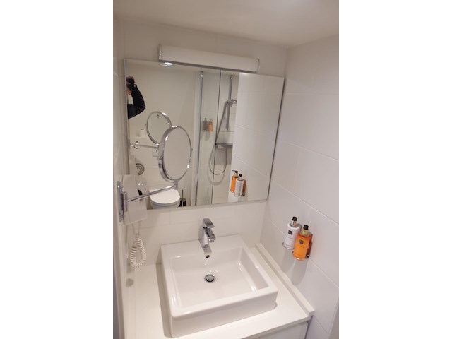 Inhoud badkamer - afbeelding 3 van  4