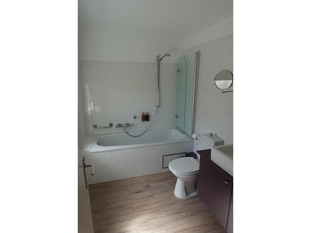 Inhoud badkamer - afbeelding 1 van  2