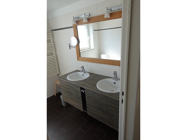 Inhoud badkamer - afbeelding 1 van  4