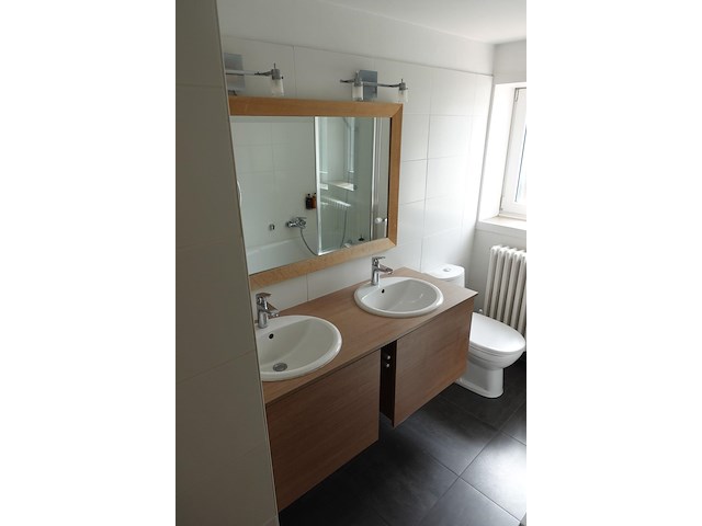 Inhoud badkamer - afbeelding 1 van  3