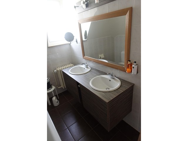 Inhoud badkamer - afbeelding 3 van  3
