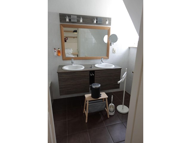 Inhoud badkamer - afbeelding 1 van  3
