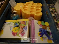 Inhoud bak div paas artikelen - afbeelding 1 van  6