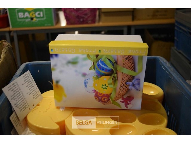 Inhoud bak div paas artikelen - afbeelding 3 van  6