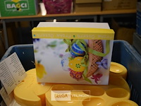 Inhoud bak div paas artikelen - afbeelding 3 van  6