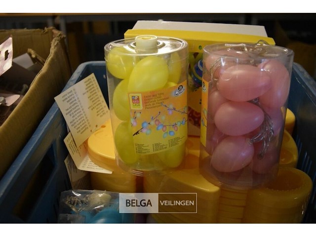 Inhoud bak div paas artikelen - afbeelding 4 van  6