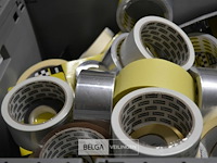 Inhoud bak div soorten plakband - afbeelding 2 van  4