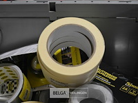 Inhoud bak div soorten plakband - afbeelding 3 van  4