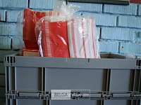 Inhoud bak div. soorten snoep/hamburgerdoosjes - afbeelding 1 van  2