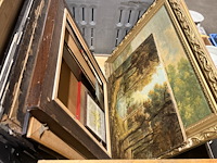 Inhoud bak diverse schilderijen en kaders - afbeelding 3 van  6