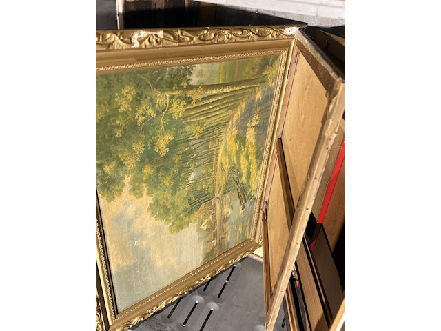 Inhoud bak diverse schilderijen en kaders - afbeelding 4 van  6