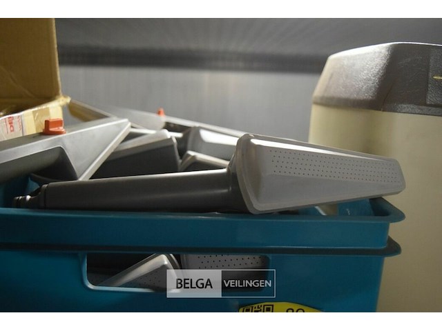 Inhoud bak gardena sproeiers - afbeelding 2 van  3