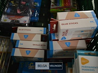 Inhoud bak knutselgerief - afbeelding 3 van  5