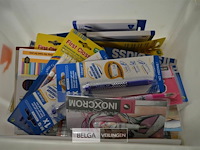 Inhoud bak partij div schrijfgerief - afbeelding 1 van  6