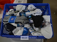 Inhoud bak partij div. sokken - afbeelding 3 van  4