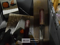 Inhoud bak plekspaan +sproeiers - afbeelding 2 van  4