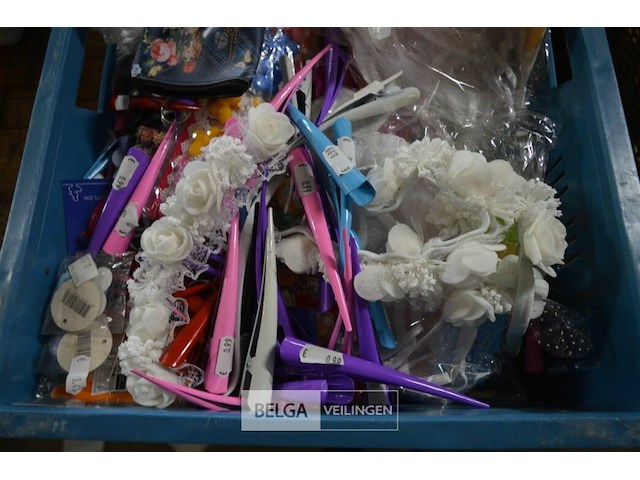 Inhoud bak strooigoed carnaval - afbeelding 2 van  4