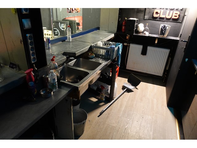 Inhoud bar - afbeelding 2 van  7