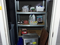 Inhoud berging - afbeelding 1 van  7