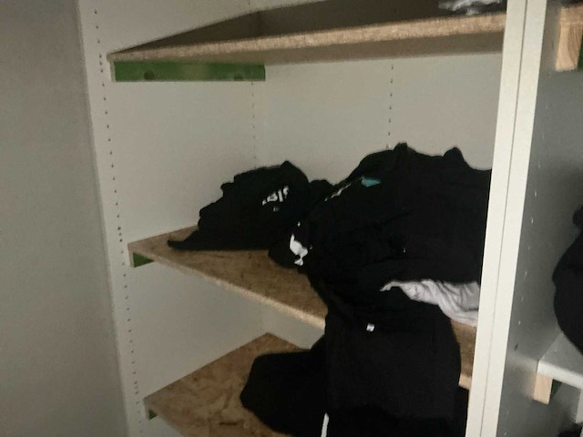 Inhoud bergruimte - afbeelding 7 van  7