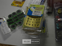 Inhoud box partij div. schoolartikelen - afbeelding 3 van  6