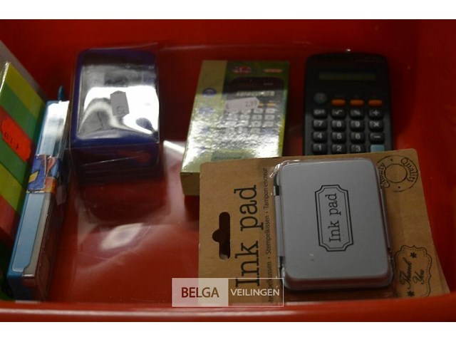 Inhoud box partij div. schoolartikelen - afbeelding 4 van  6