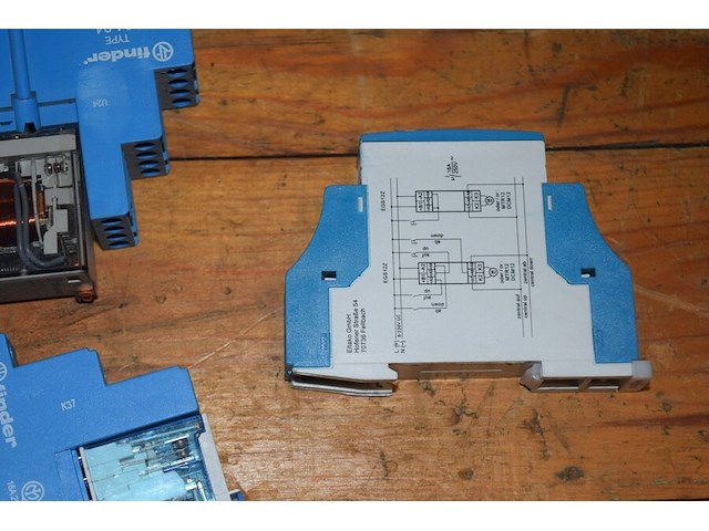 Inhoud box zekeringen en diverse - afbeelding 4 van  5