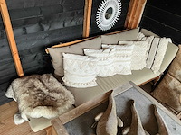 Inhoud buiten lounge - afbeelding 4 van  21